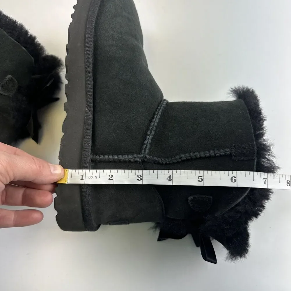 Ugg Mini Bailey Bow II Boot Ankle Black Suede Sheepskin Lined 1016501 Womens 6